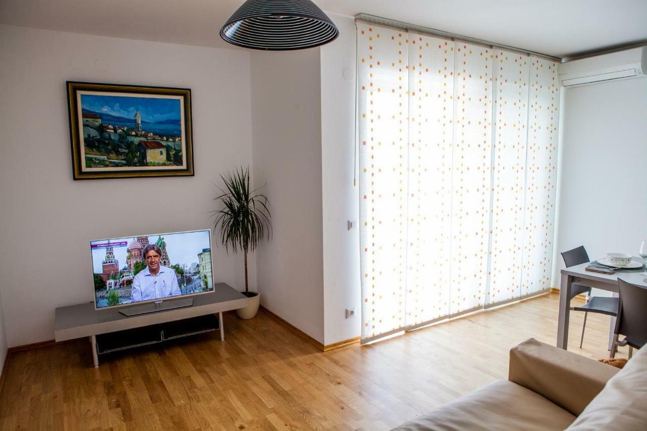 Lunta 2 Apartamento